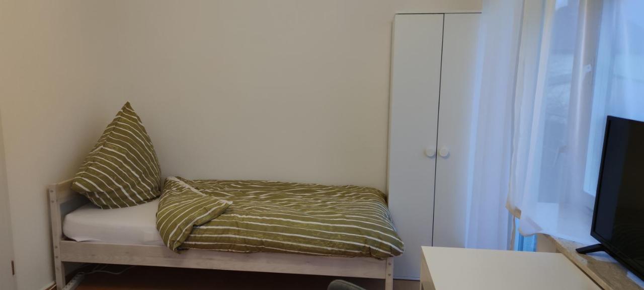 Schoene Und Optimal Gelegene Wohnung Og Weisskirchen Eksteriør bilde